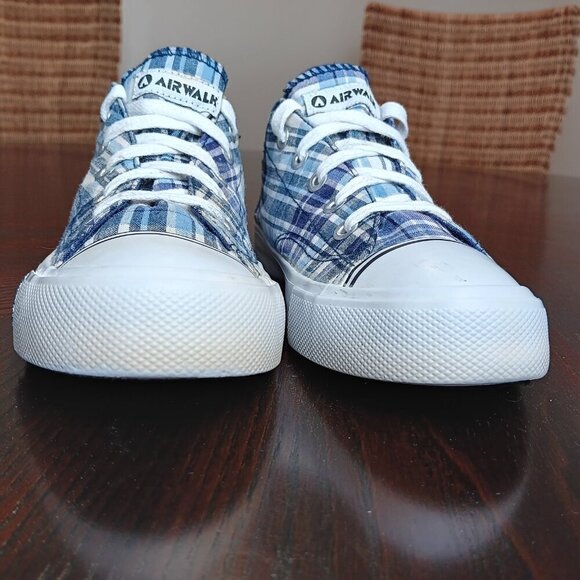 Airwalk Women's Size 7 Blue White & Tan Plaid Retro Low Top Lace Up Sneakers - Picture 4 of 9